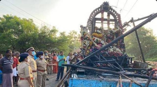 The accident took place after the temple chariot that was being dragged by devotees came into contact with a high voltage electricity wire. (Sourced image)