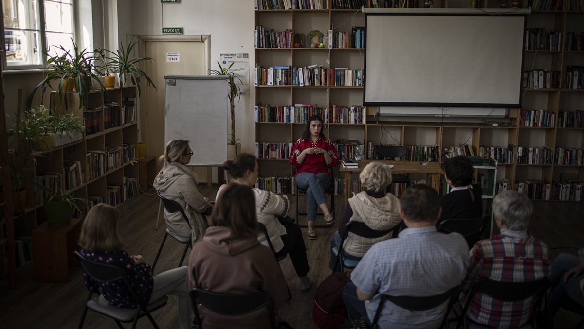 Olga Kutlyk runs a Yamova language class at a library in Lviv, Ukraine, May 19, 2022. Since RussiaÕs invasion of Ukraine, where an estimated one third of people speak Russian at home, teachers and volunteers have started language clubs in western Ukrainian cities that encourage people there who fled war in the east to practice and embrace the Ukrainian language. (Diego Ibarra Sanchez/The New York Times)