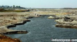 Delhi water supply, delhi water crisis, delhi water shortage, delhi water supply shortage, Yamuna river, Yamuna water level, Satyendar Jain, Satyendar Jain on water treatment plants, water treatment plants, Warizabad barrage, Haryana government, Indian Express,