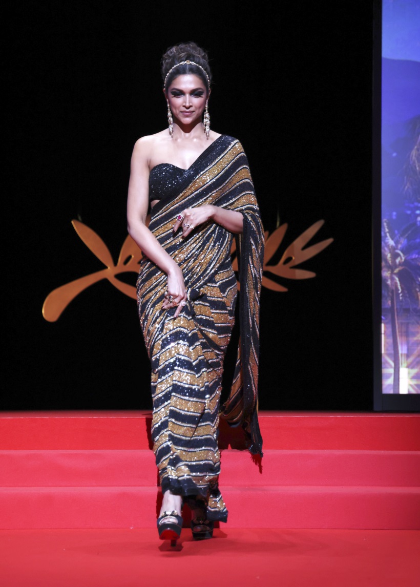 Cannes 2022: Deepika Padukone looks sassy in her…
