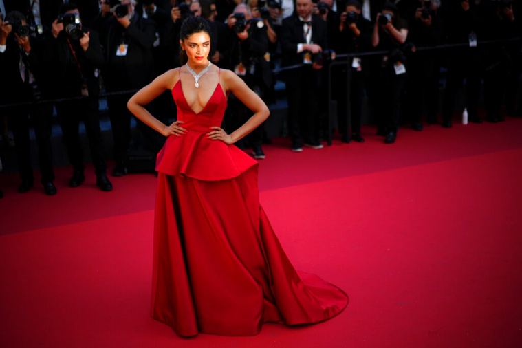 Deepika Padukone is the cynosure of all eyes at Cannes Film Festival 2022,  see photos | Entertainment News,The Indian Express
