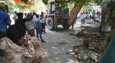 South Delhi Municipal Corporation, Delhi demolition drive, demolition drive, Meherchand market, Delhi news, Delhi city news, New Delhi, India news, Indian Express News Service, Express News Service, Express News, Indian Express India News