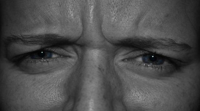squint eyes