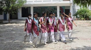 Pune Knowledge Cluster to offer scholarships to help girl students