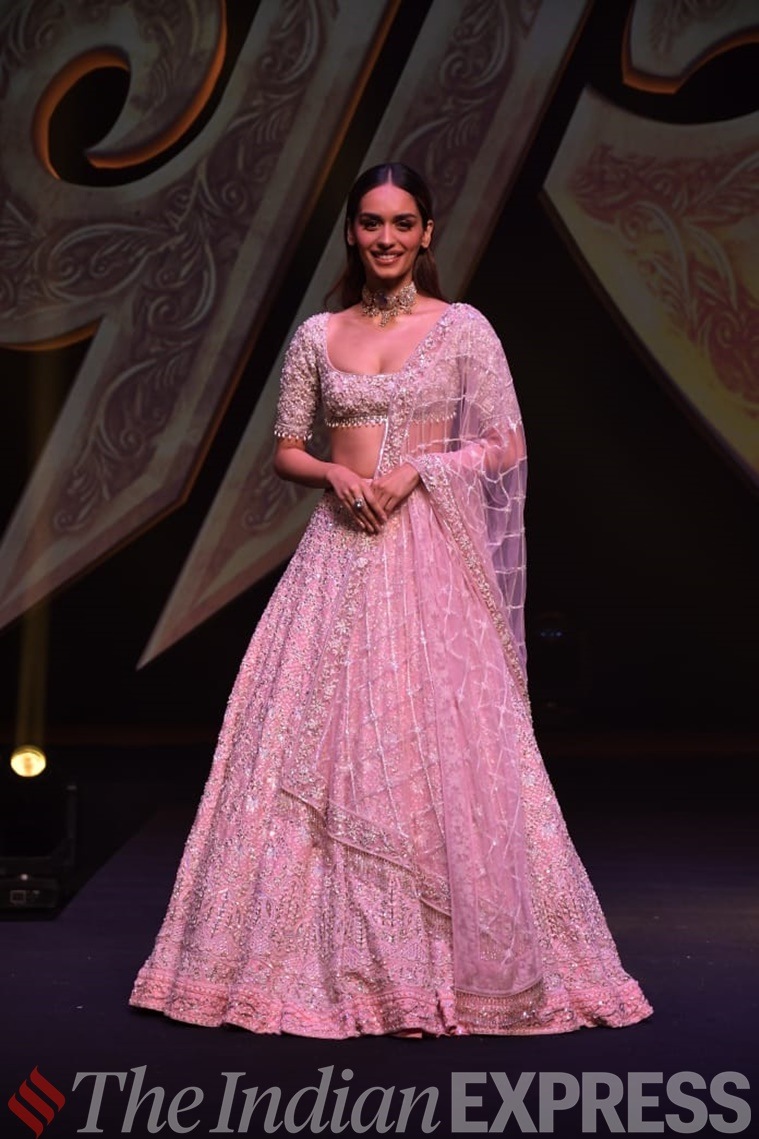 manushi chhillar