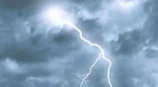 At least 17 die in lightning strikes in Bihar, Nitish expresses grief