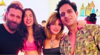 hrithik roshan- saba azad- sussanne khan- arslan goni