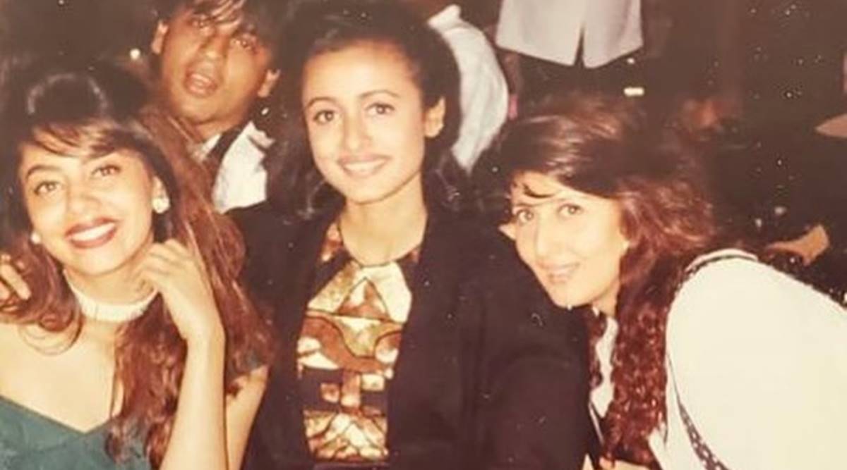 Gauri Khan poses for a picture with Namrata Shirodkar and Sangeeta Bijlani,  Shah Rukh Khan photobombs. See throwback photo | Entertainment News,The  Indian Express