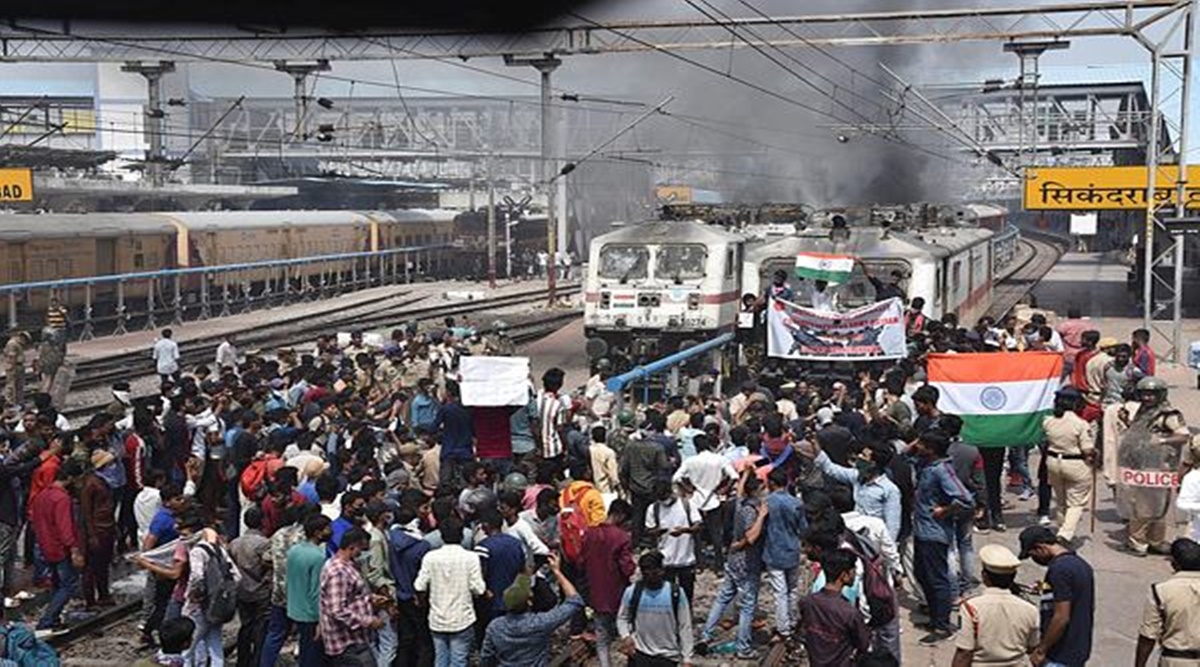 Agnipath protests turn violent across India: Trains set on fire, one dead  in Telangana | India News,The Indian Express
