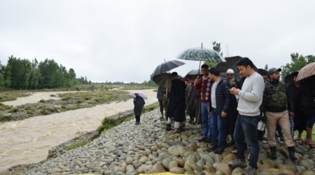 Sources said that vehicular traffic on the Jammu-Srinagar and Batote-Doda national highways was hit after landslides and incidents of boulders rolling down the mountains were reported at nearly 30 places. (Photo: Twitter/@DioKulgam)