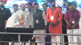 PM narendra modi, mysuru royal family, modi mysore visit, pramoda devi mysore, modi breakfast, wadiyar family, mysore pak, Indian Express News