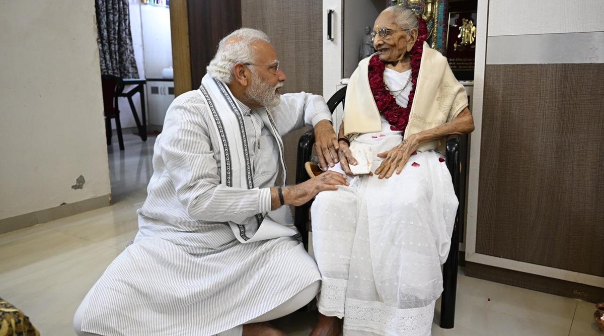 As PM Modi's mother turns 100, he writes: My mother is as simple ...