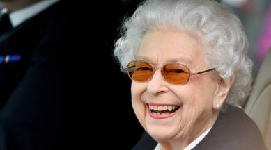 Queen Elizabeth, Queen Elizabeth trooping the colour, Queen Elizabeth platinum jubilee celebrations