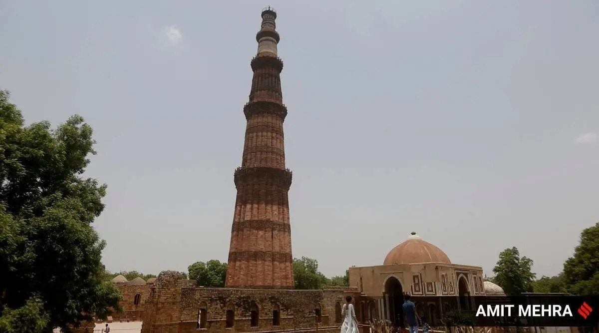 Delhi HC declines urgent hearing against stopping of prayers at mosque outside Qutub Minar