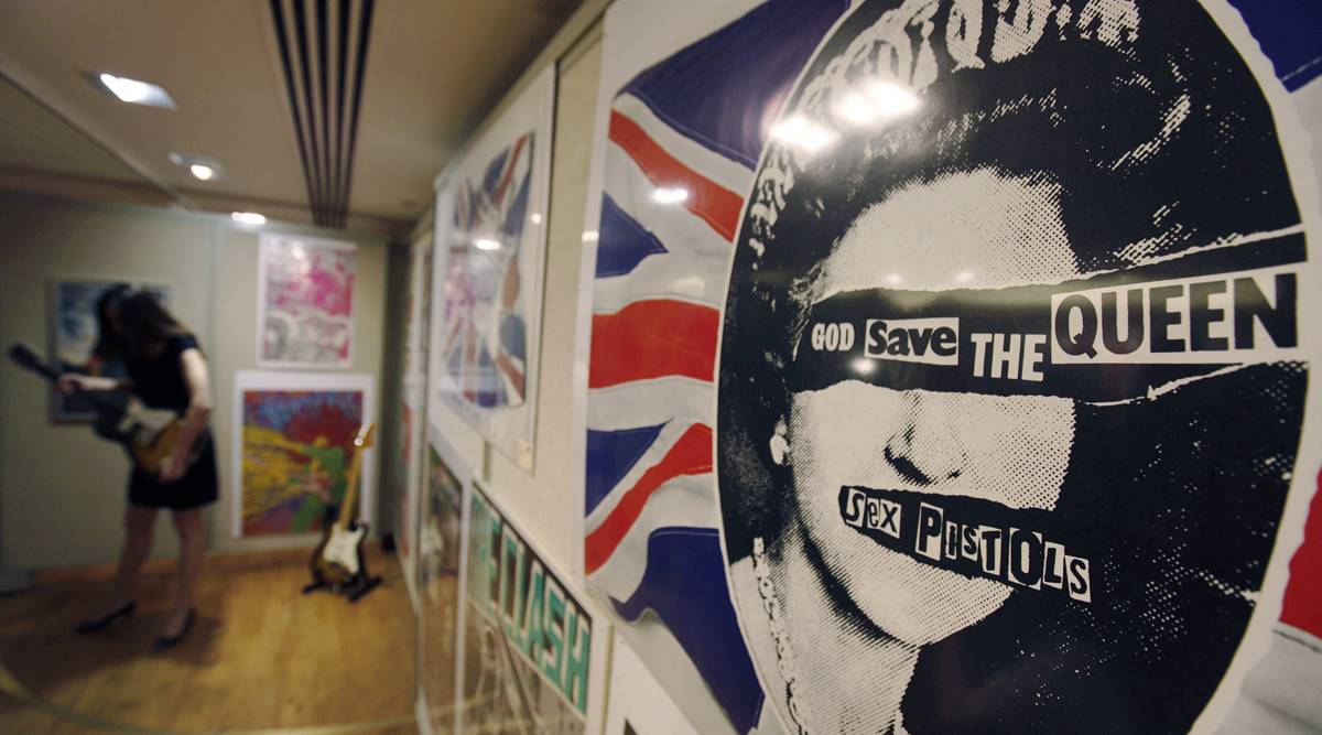 sex pistols, queen elizabeth platinum jubilee, god save the queen