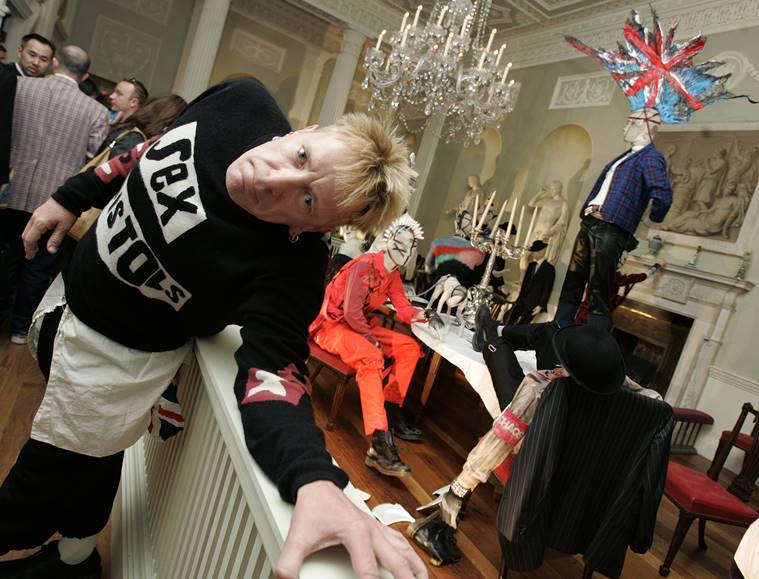 sex pistols, queen elizabeth platinum jubilee, god save the queen