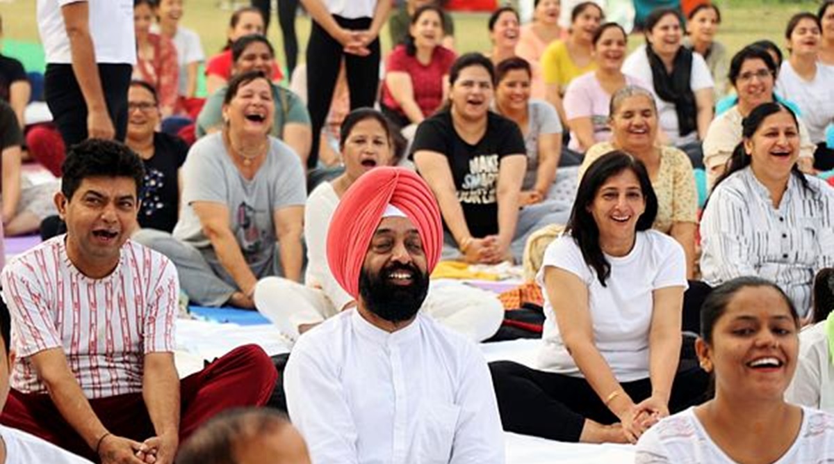 Delhi: Five months after launch, over 12,000 people join AAP govt's free yoga  classes