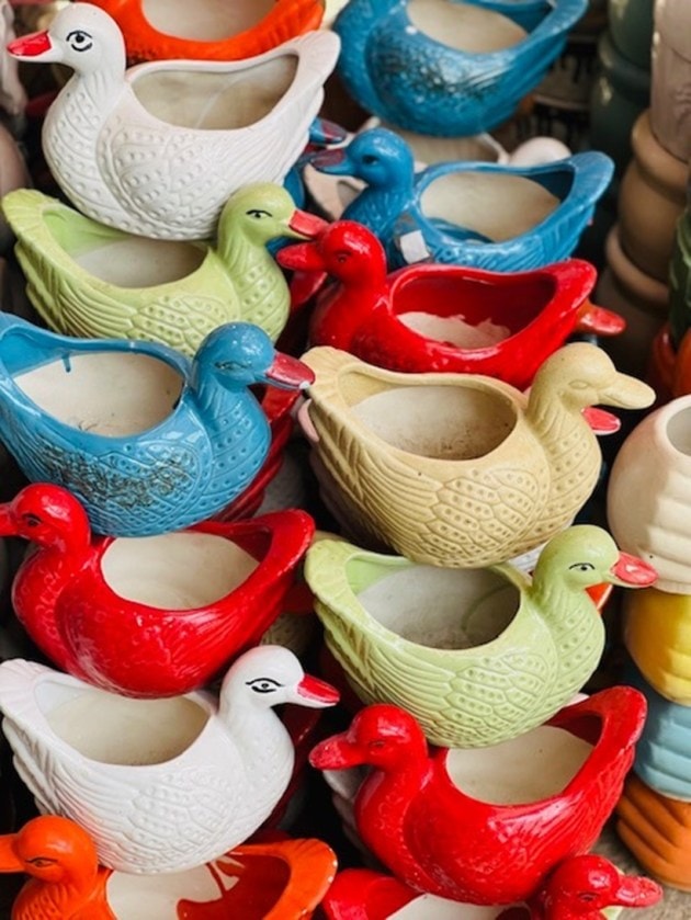 Exploring the ceramic city of Khurja, a paradise for pottery lovers and