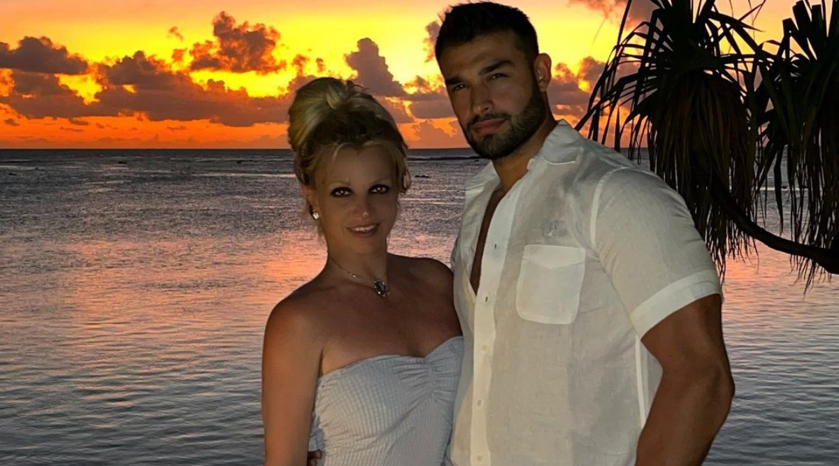 Britney Spears Gets Hitched To Sam Asghari See Photos Music News The Indian Express
