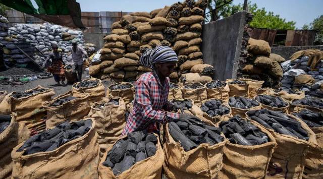 Industries in Delhi are permitted to run only on PNG or electricity. According to the Delhi government, all 1,607 registered industrial units in the NCR have switched to PNG.. (AP/File Photo)
