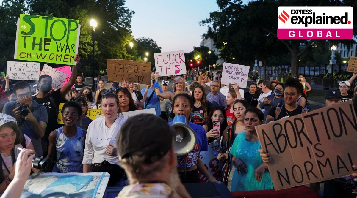 Abortion rights demonstrators protest the day after the United States Supreme Court ruled in the Dobbs v Women's Health Organization abortion case, overturning the landmark Roe v Wade abortion decision, in Washington, US, June 25, 2022. REUTERS/Shuran Huang