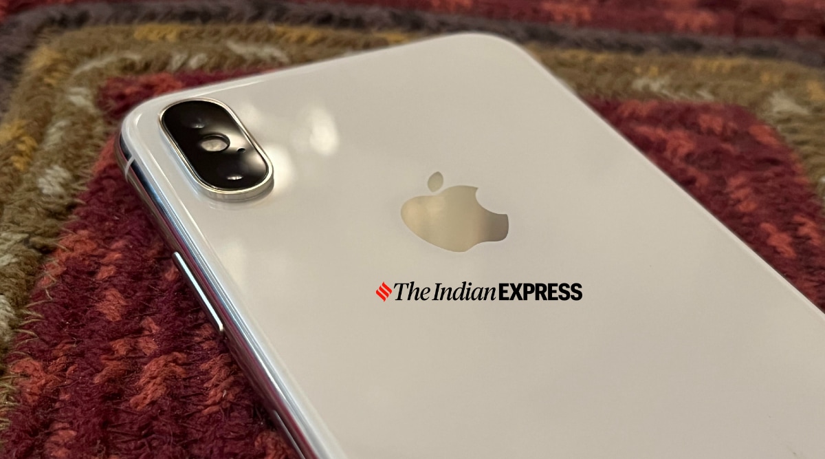 If you own an iPhone, you should definitely give these five lesser-known features a try. (Image credit: Anuj Bhatia/Indian Express)