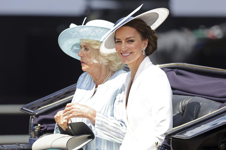 Platinum Jubilee: Why Queen Elizabeth, Royal Family members wore blue ...