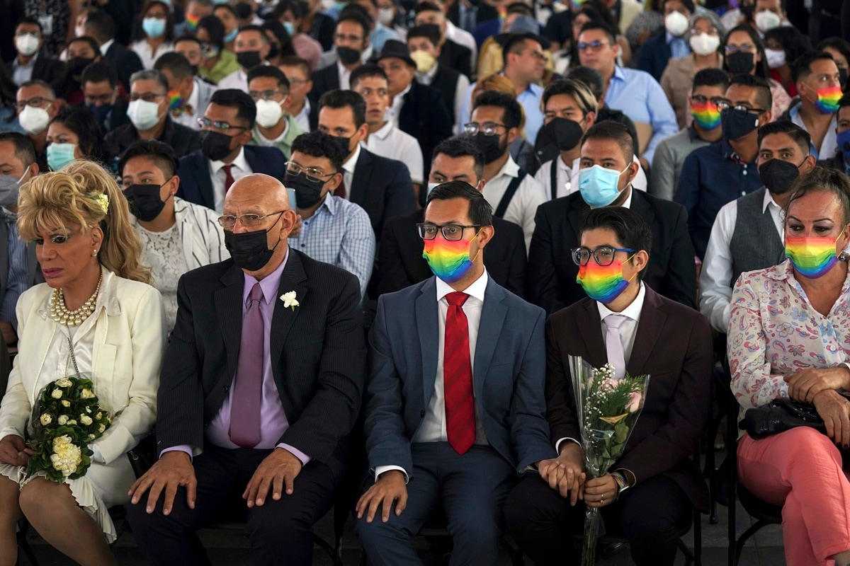 mass wedding