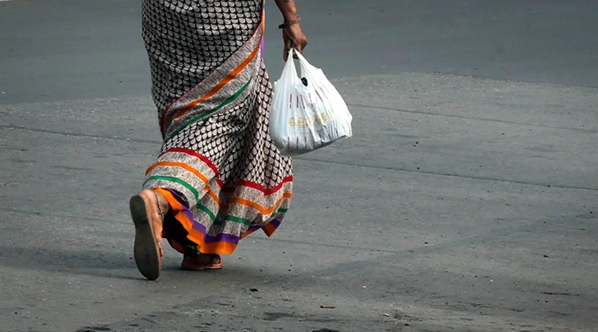 Mumbai: BMC issues fresh directive against use of banned plastic, warns of action