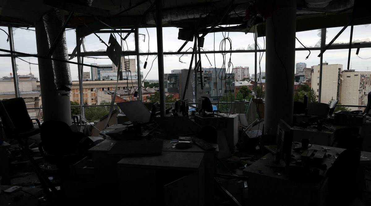 The aftermath of a shelling on an office building near the centre of Kharkiv, which hadn’t been shelled in weeks, as Russia’s attack on Ukraine continues in Kharkiv, Ukraine, June 25, 2022. (Photo: REUTERS)