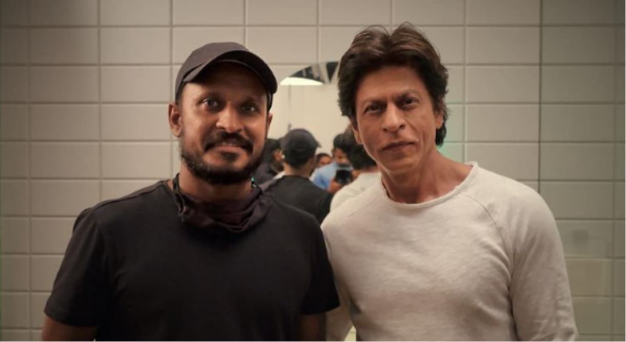 ‘Shah Rukh Khan Arrived Late, But Apologised For The Delay’: Crew ...