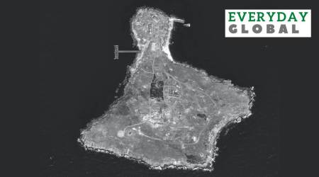 A satellite image shows an overview of Snake Island, Ukraine, on June 21. (Photo: Maxar Technologies/Handout via Reuters)