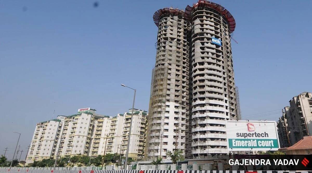 Noida, Supertech twin towers, demolition
