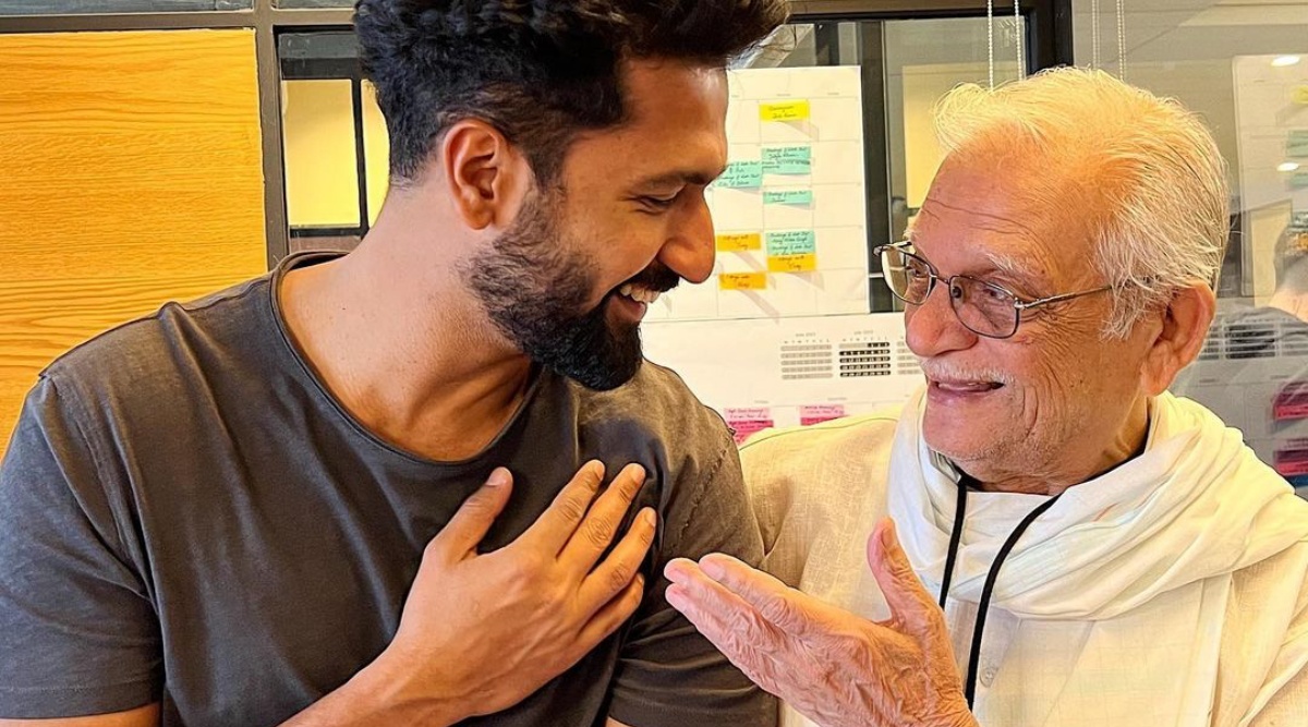 Vicky Rao Vicky Kaushal shares a candid moment with Gulzar, Ayushmann Khurrana ...