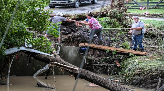 15 Dead In Appalachian Flooding Toll Expected To Rise World News The Indian Express