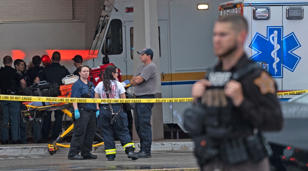 Chief: 3 Dead In Indiana Mall Shooting; Witness Kills Gunman | World ...