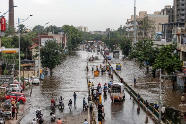 In photo: Heavy rain, waterlogging hit cities across India | India News ...