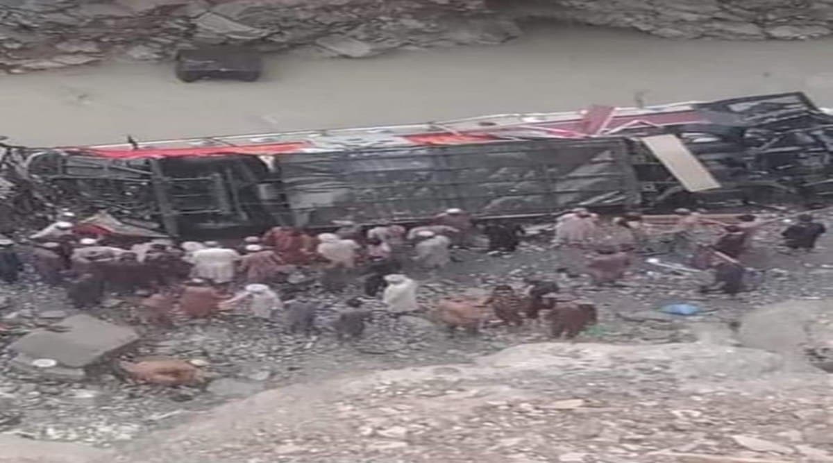 At Least 19 Killed As Bus Falls Into Ravine In Southwest Pakistan ...