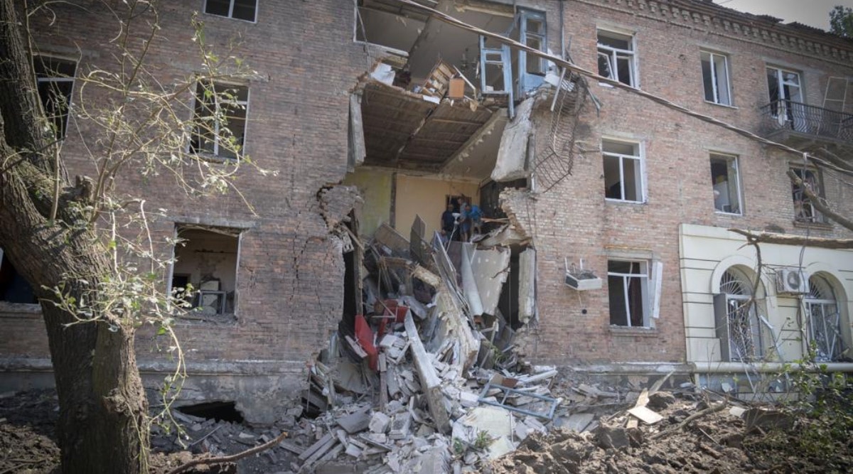 Russians press assault on eastern Ukrainian city | World News - The ...