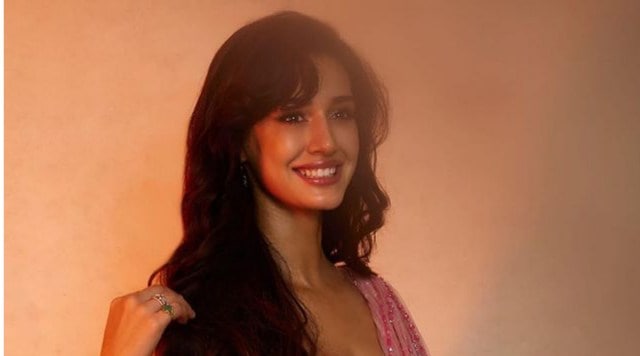 Disha Patani-1200 by 667
