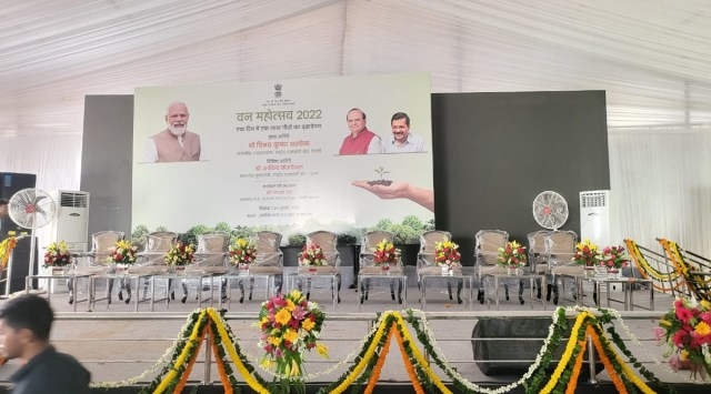 The Vanmahotsav was organised by the Environment and Forest department of the Delhi government. (Photo: Twitter/@AamAadmiParty)