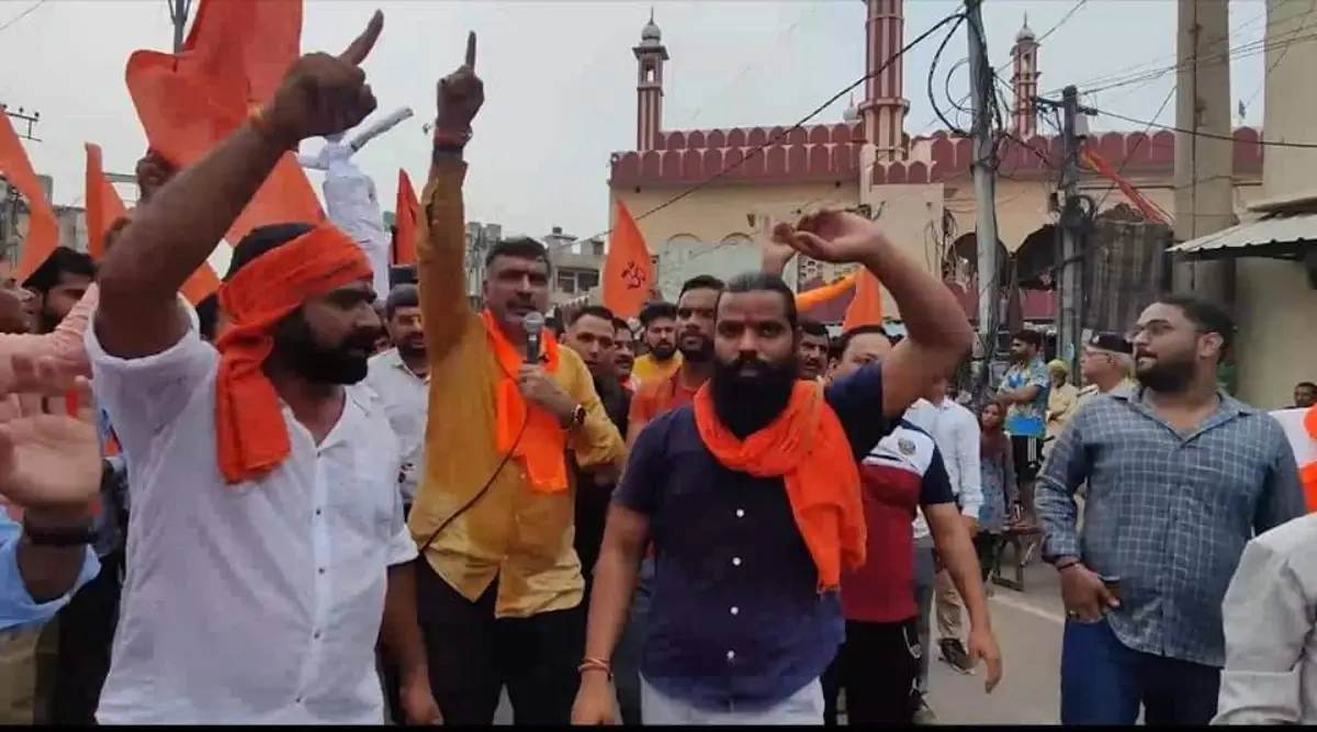 Gurgaon Riots Day after FIR over ‘promoting enmity’ at Gurgaon protest, police summon ...