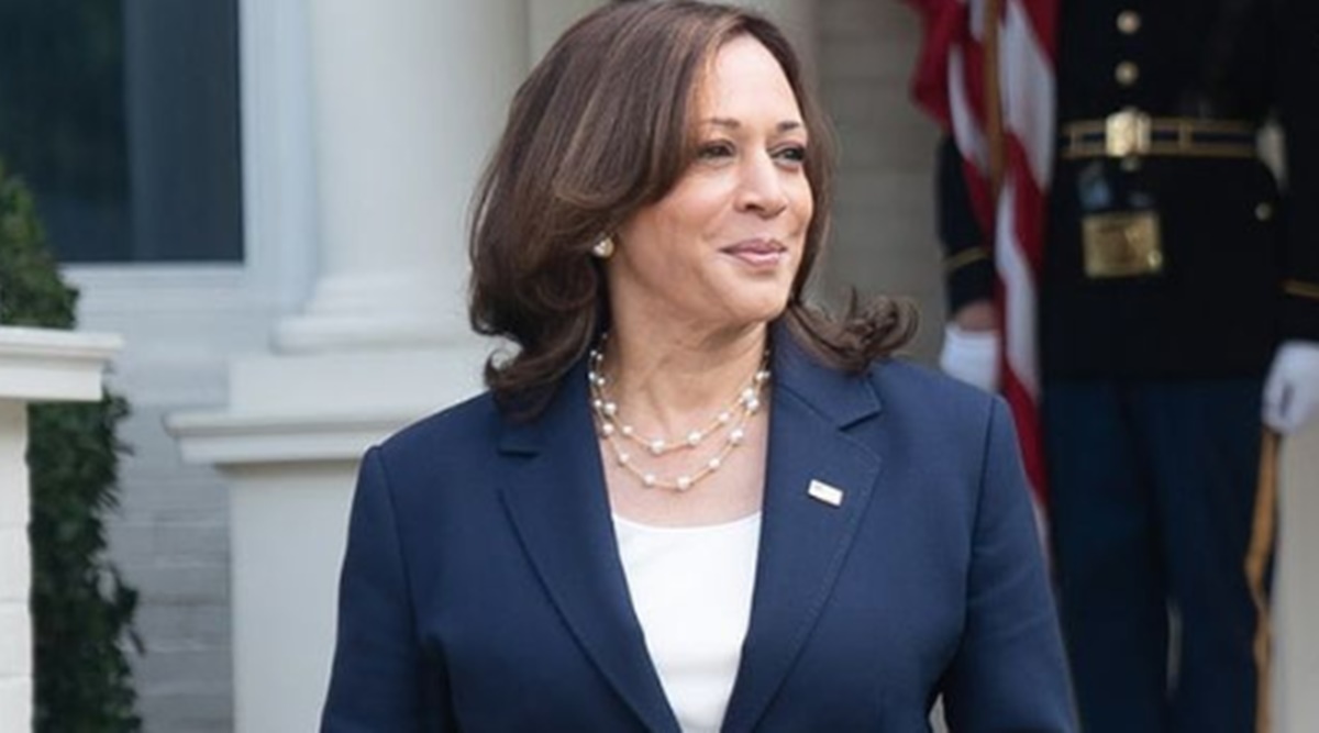 Kamala harris twitter pronouns