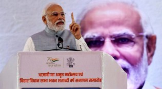 In Bihar, PM stresses cooperation, coexistence, listening to public view