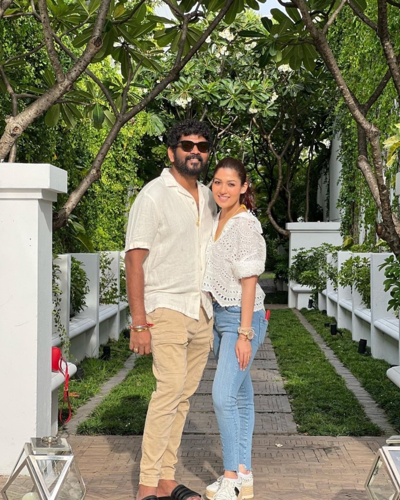 Newlyweds Nayanthara And Vignesh Shivan’s Recent Photos Are Couple ...