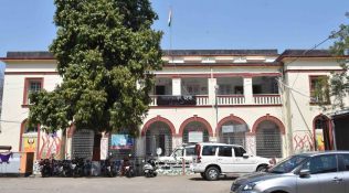 In Patna, looking back with fondness: Heritage structures razed to raise new buildings, rare pieces set to find museum space