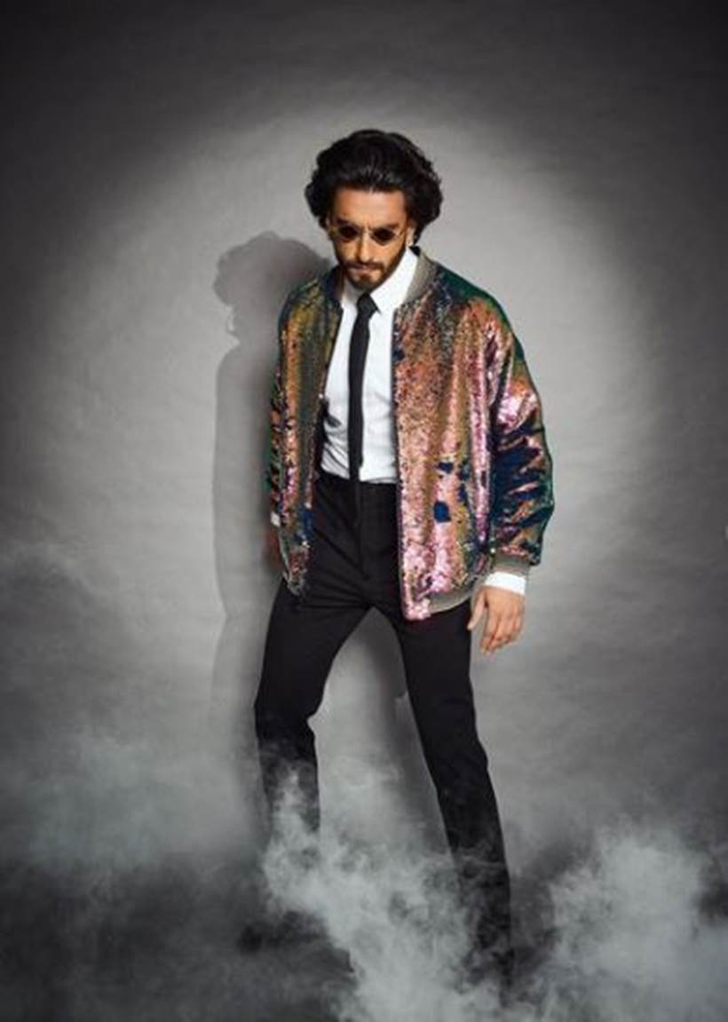 Ranveer Singh proves he's the king of athleisure fashion | The Times of  India