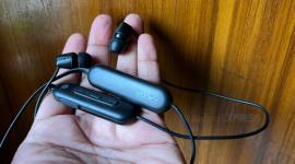 sony wi c100, sony wi c100 earphones, sony wi c100 review,