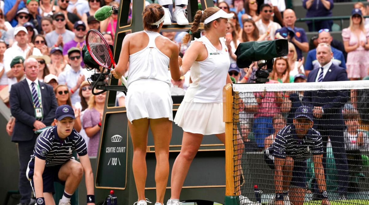 Maria sammelt sich, um Ostapenko zu betäuben und das Wimbledon-Viertel zu erreichen