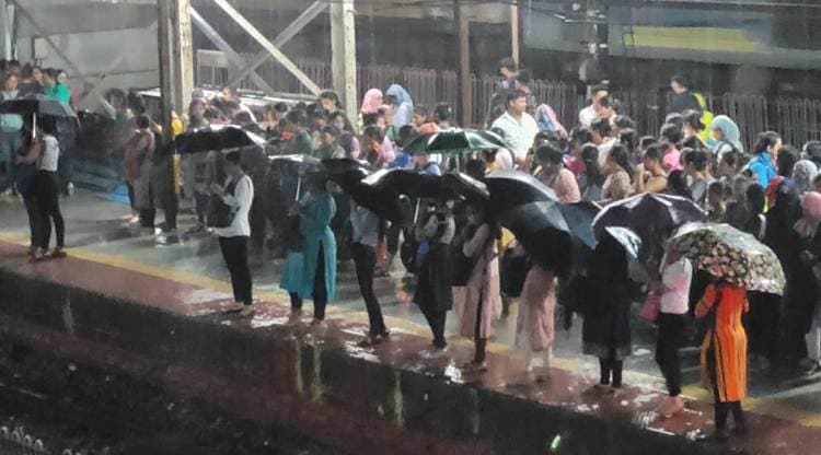 Mumbai News, Maharashtra News Live, Mumbai Rains News Live